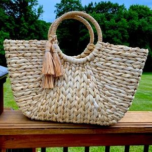 NWT - Buji Baja beige straw tote bag w/tassels